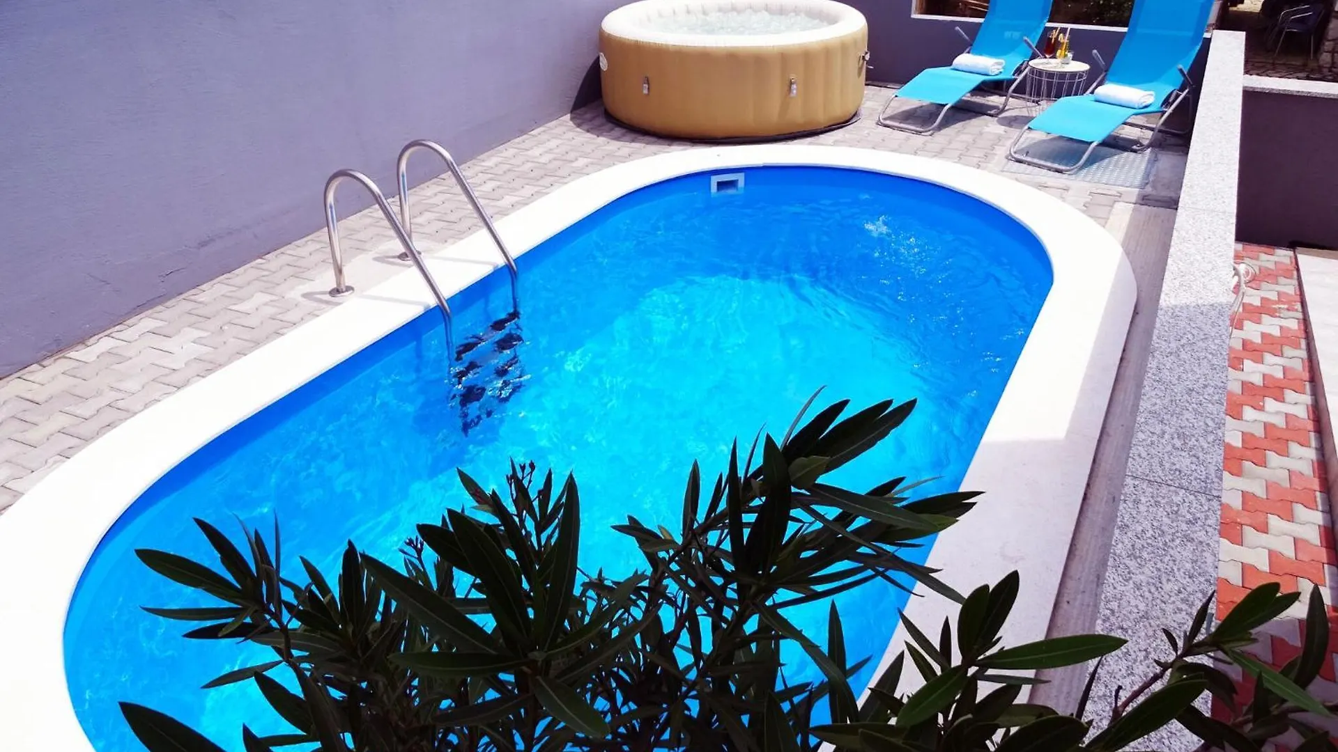 Peaceful Villa In Dramalj With Bubble Bath