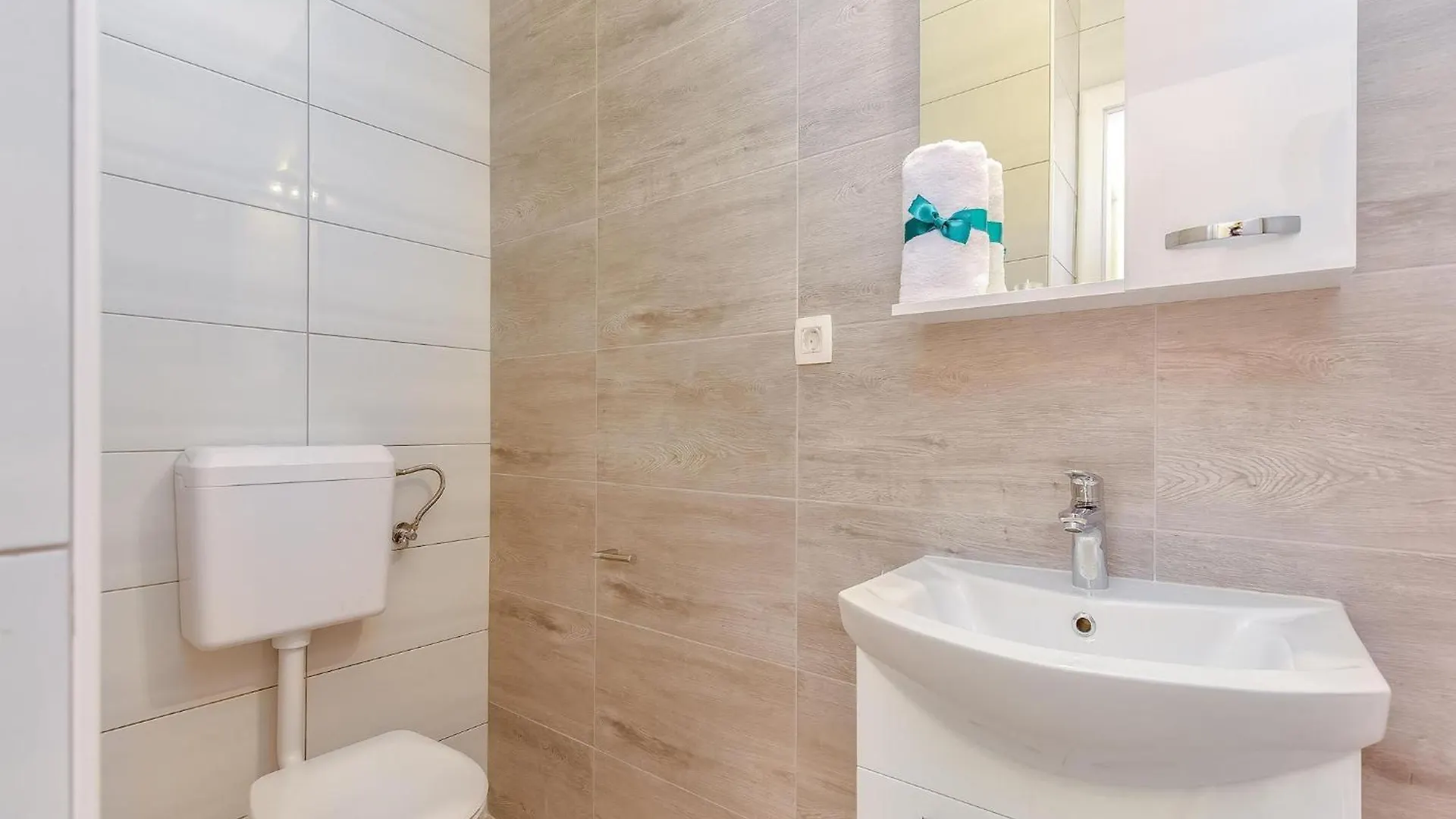 Peaceful Villa In Dramalj With Bubble Bath 0*,